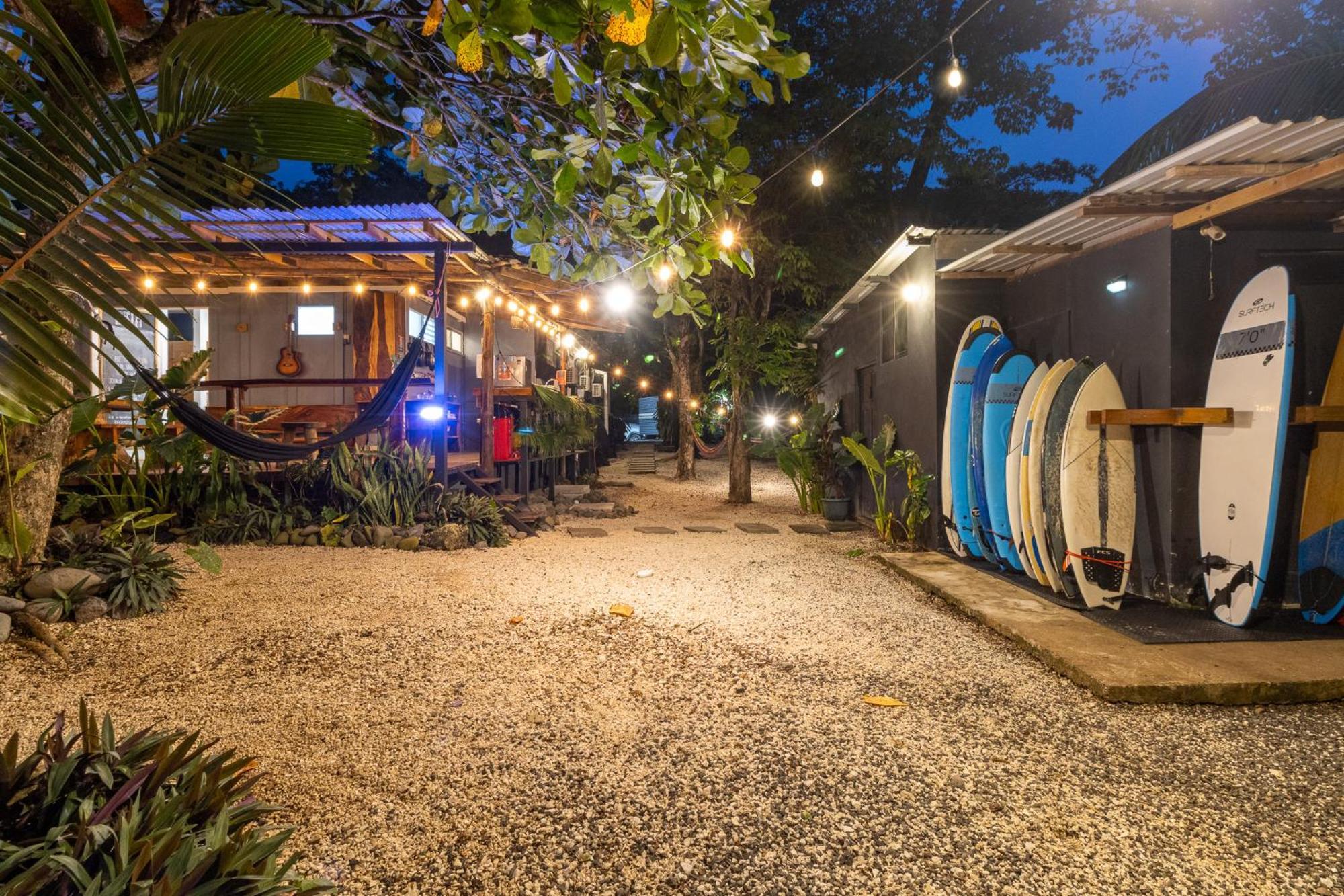 Akih Pods Hostel Playa Santa Teresa  Esterno foto